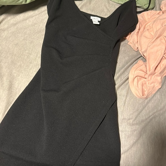 this jumpsuit has only been worn once. no rips in really good shape - Picture 1 of 2